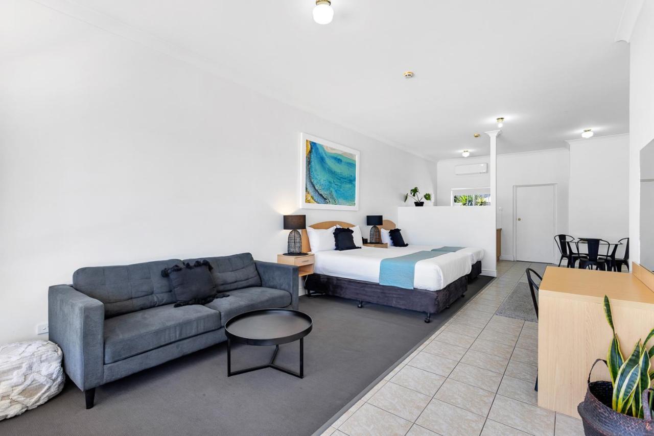 Coast Motel And Apartments Port Noarlunga Esterno foto