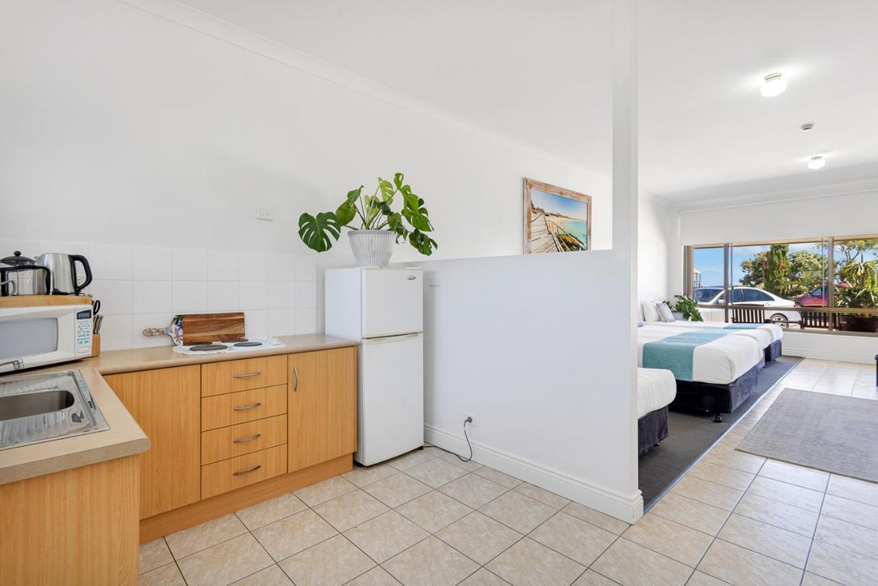 Coast Motel And Apartments Port Noarlunga Esterno foto